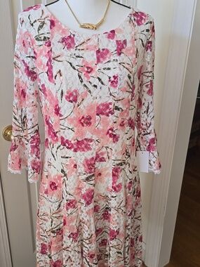 RABBIT RABBIT RABBIT DESIGNS WOMEN'S PLUS SIZE PINK & WHITE FLORAL DRESS SIZE 16